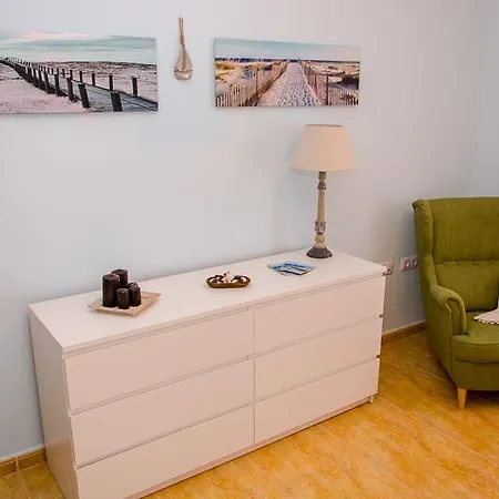 Groovy Apartment Roque